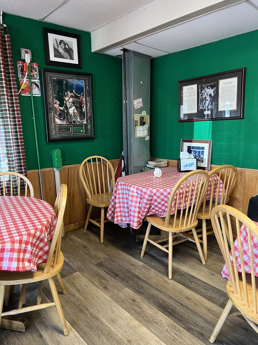 Dee's Deli